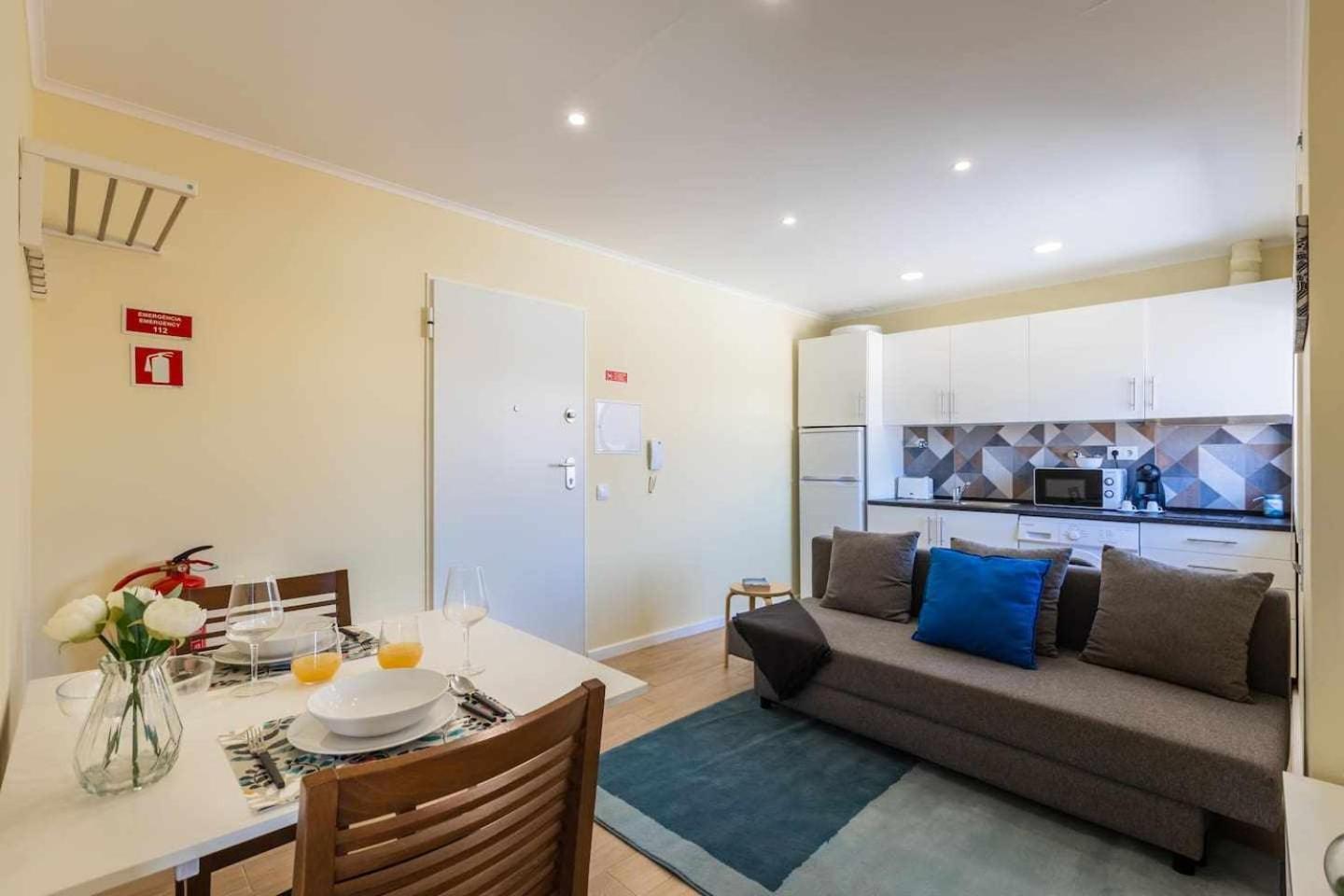 Vista Mare Beach Apartments By Destiny Houses Cortegaça Buitenkant foto