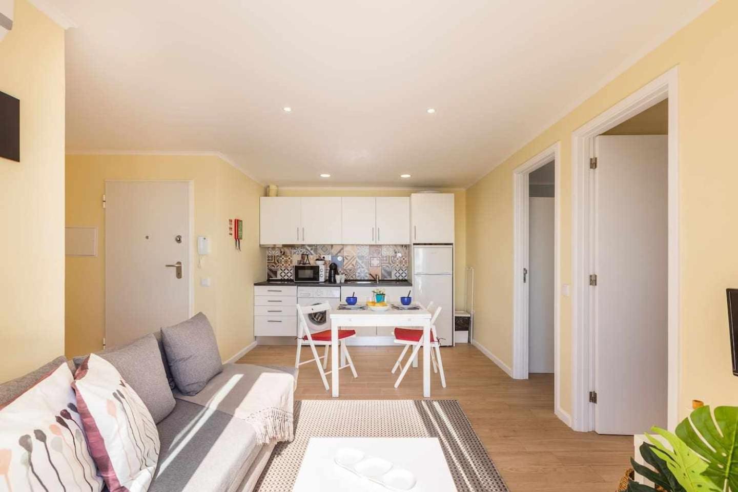 Vista Mare Beach Apartments By Destiny Houses Cortegaça Buitenkant foto