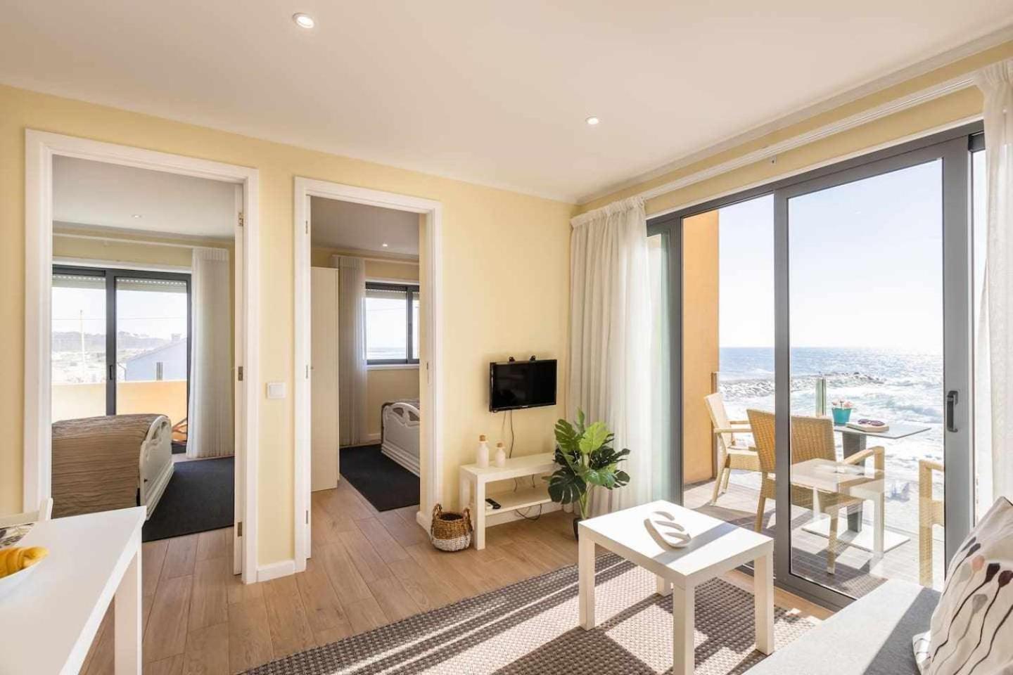 Vista Mare Beach Apartments By Destiny Houses Cortegaça Buitenkant foto